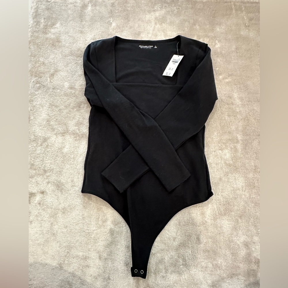 NWT Abercrombie and fitch square neck body suit